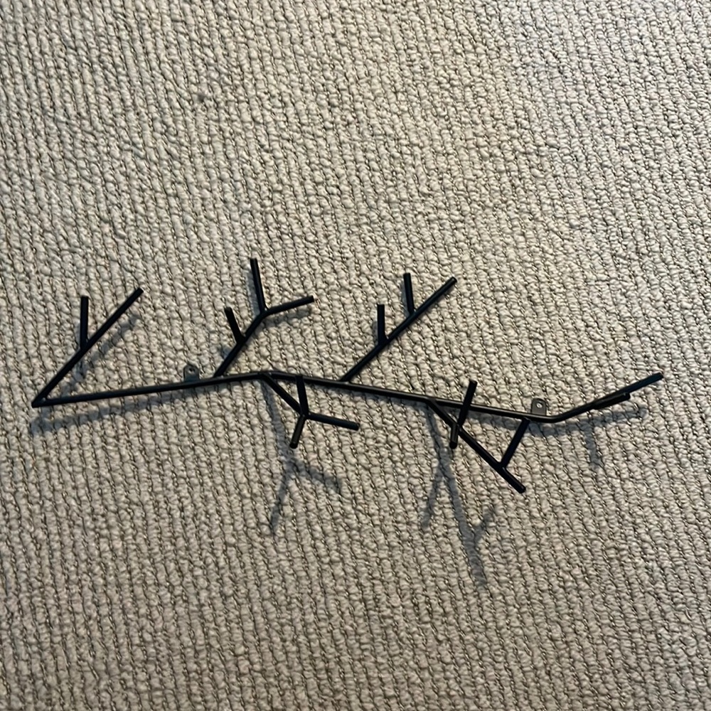 Jewelry hanger shaped like a branch